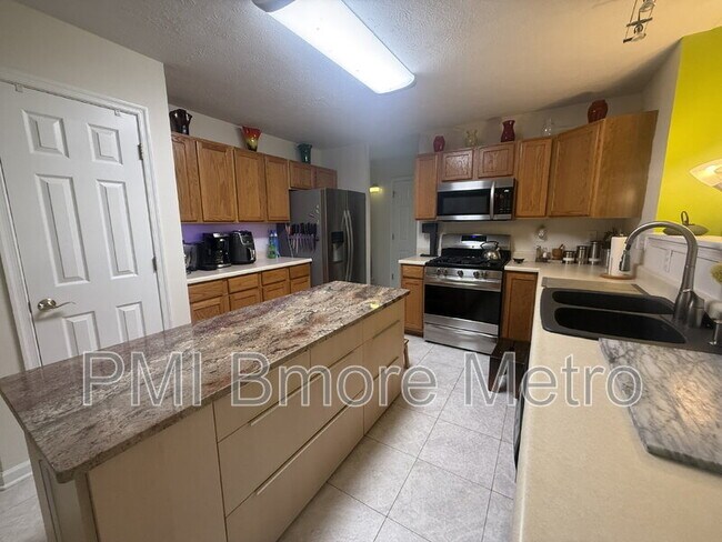 Foto del edificio - 9616 Watts Rd