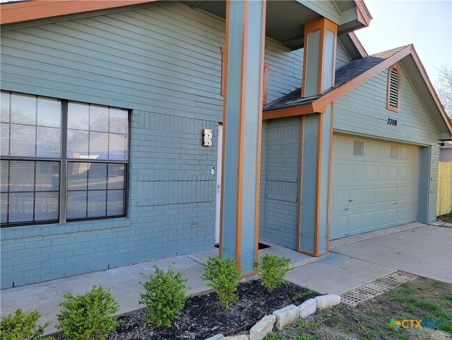 Building Photo - 2708 Taft St