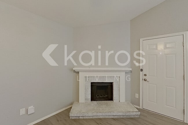 Foto del edificio - 2805 Forest Creek Dr