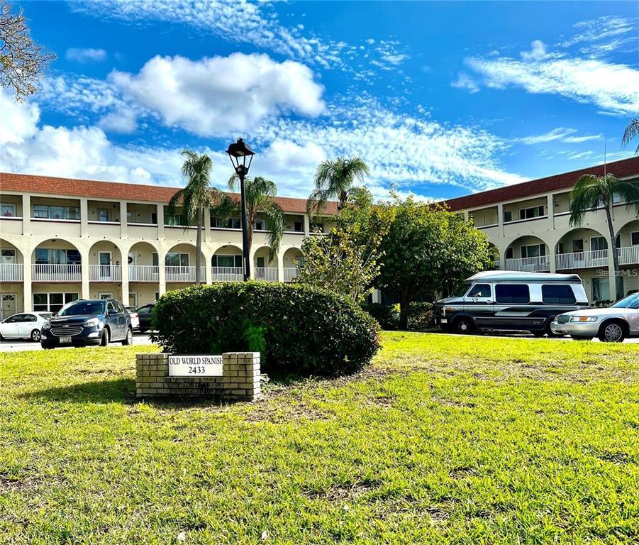 Foto principal - 2433 Brazilia Dr