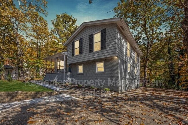 Photo - 1056 Azalea Cir NE House