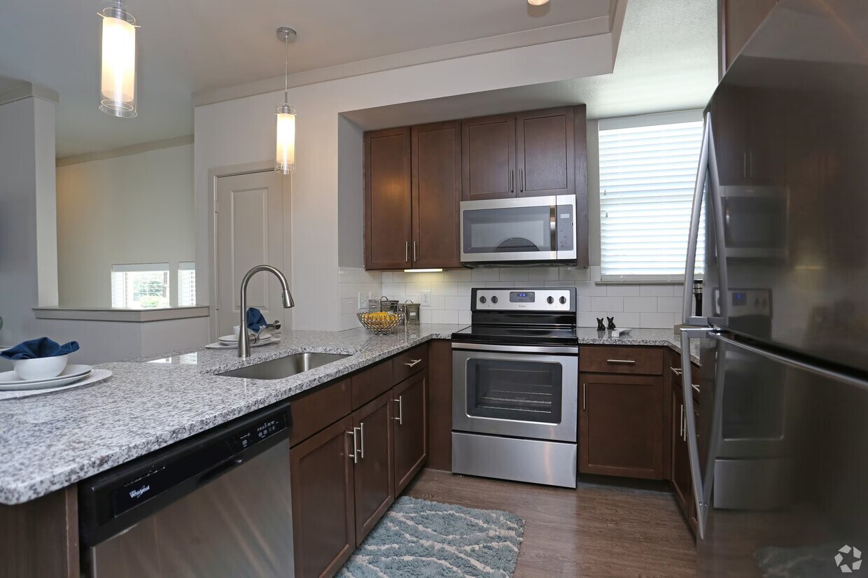 Primary Photo - Kingwood Hideaway | Modern Comfort & Style!