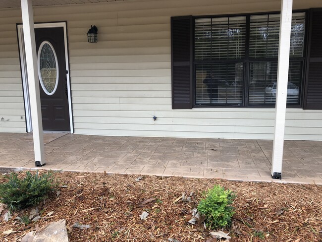 Front Door - 515 Rama Rd