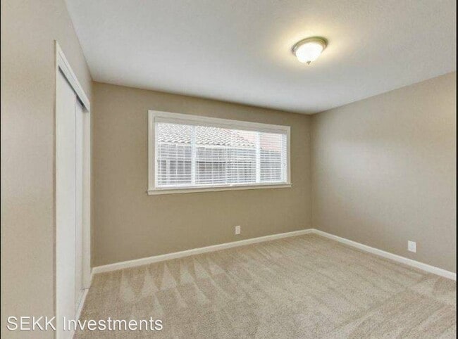 Building Photo - 1 br, 1 bath Apartment - 658 Cherry Way