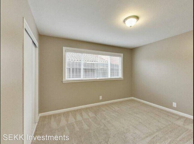 Foto del edificio - 1 br, 1 bath Apartment - 658 Cherry Way