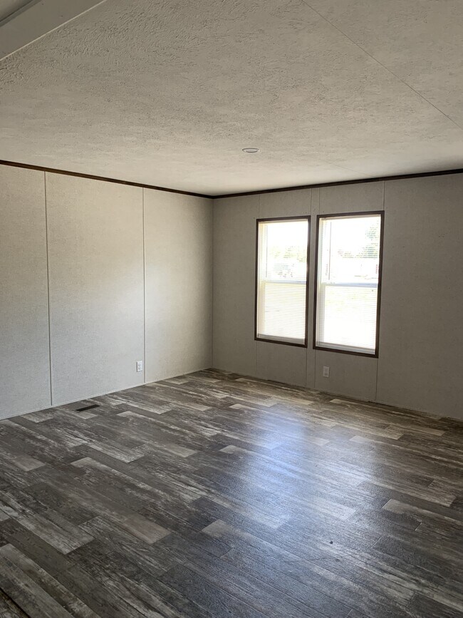 Foto del edificio - 100 Bristol St