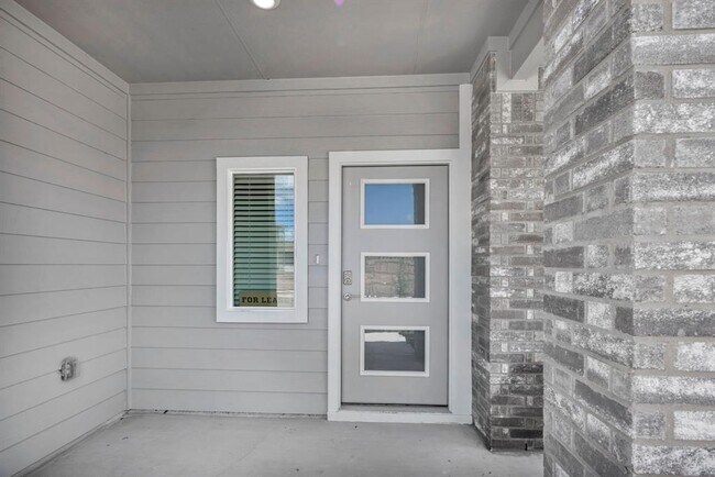 Foto del edificio - 108 Windsor Blvd