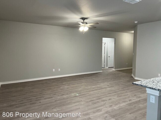 Foto del edificio - 3 br, 2 bath House - 7803 96th St