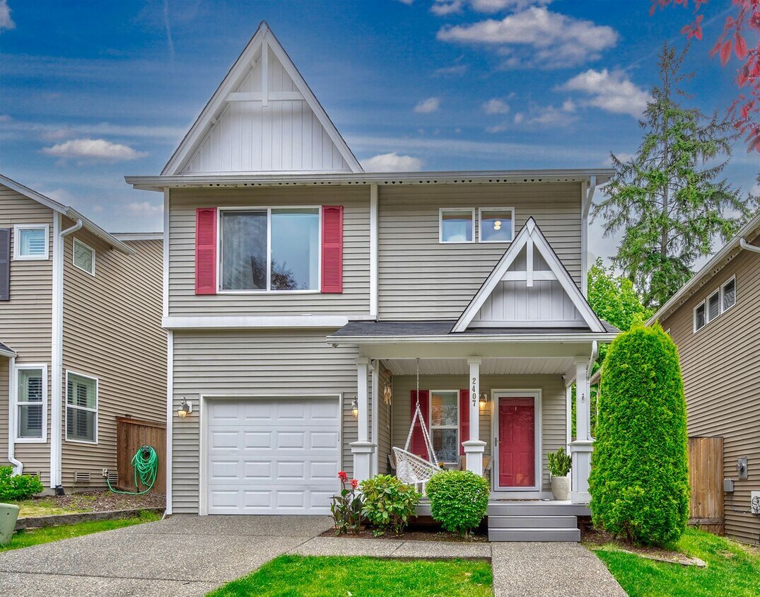 Primary Photo - Three Bedroom, Two Story Cul-De-Sac in Lak...