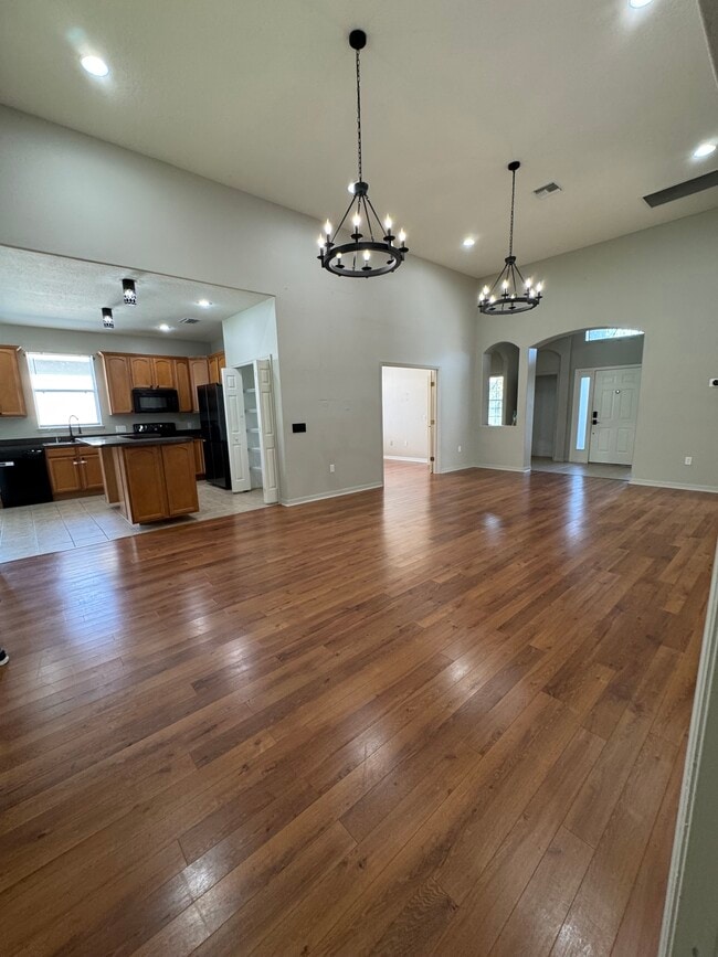 Living room - 2112 Bunker View Ct