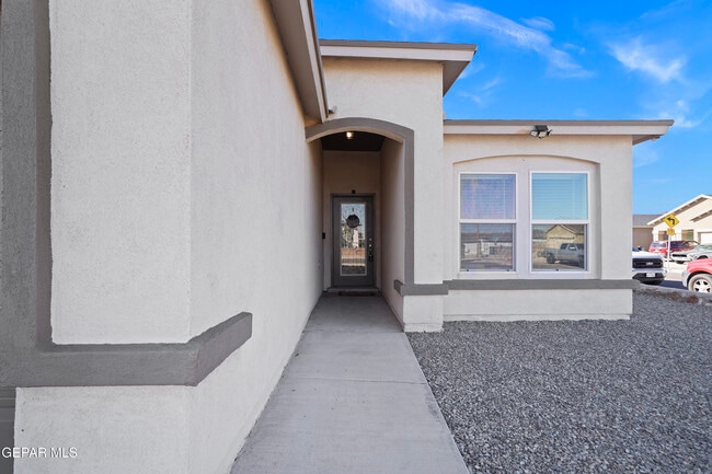 Building Photo - 5025 Marcella Santillana