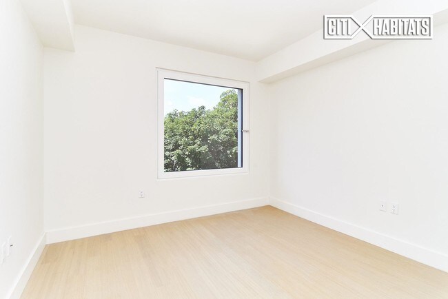 Building Photo - 542 W 153rd St