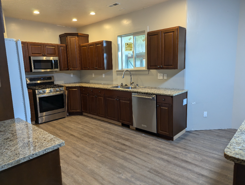 Foto principal - 175 W 200 S St