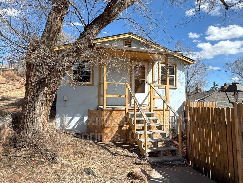 Primary Photo - 3620.5 W Pikes Peak Ave