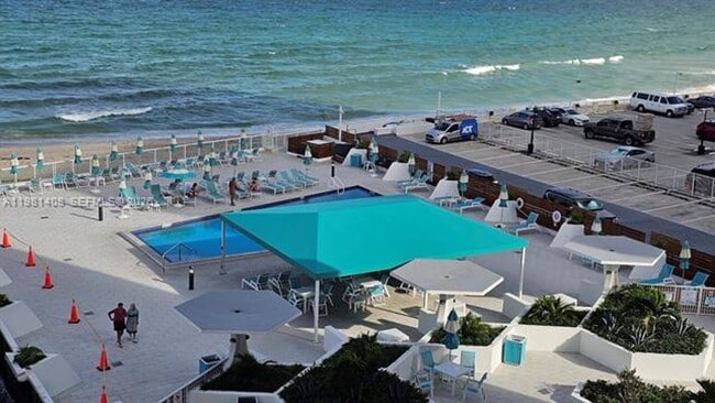 Photo - 3140 S Ocean Dr Apartment