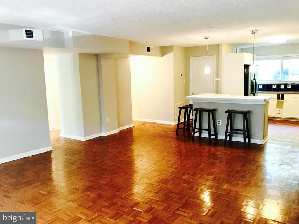 Primary Photo - 54 N Bedford St