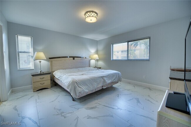 Foto del edificio - 713 SW 47th Terrace