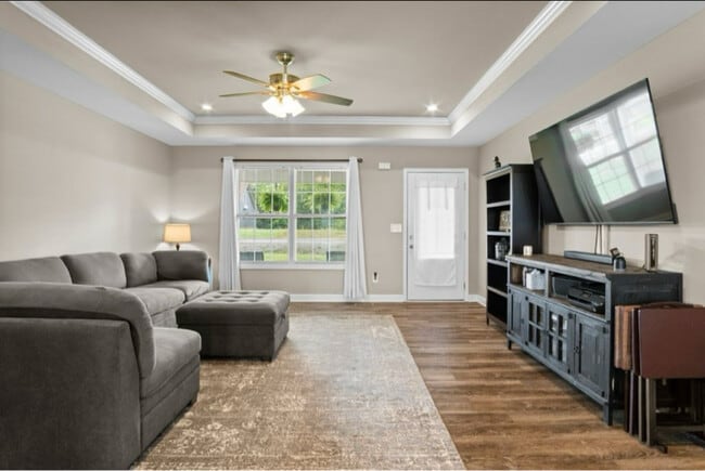 Foto del edificio - 409 Heatherwood Dr