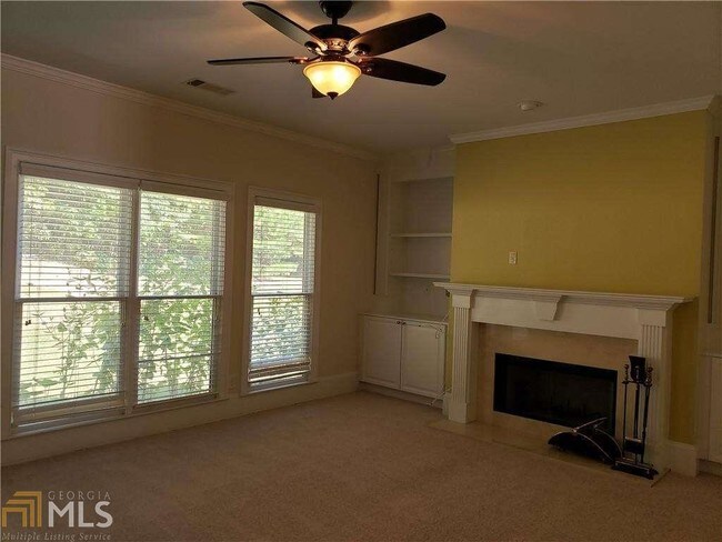 Building Photo - 2803 Salem Oak Way