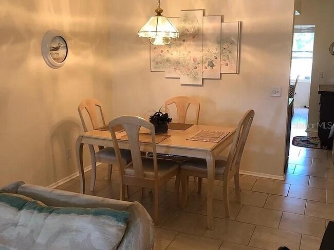 Foto del edificio - 2071 Australia Way W