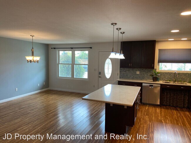 Building Photo - 4 br, 3 bath House - 5117 Glasgow Dr.
