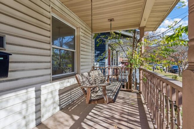 Photo - 710 W 31st St House