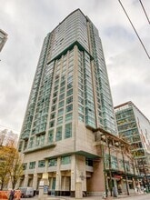 Building Photo - 438 Seymour St