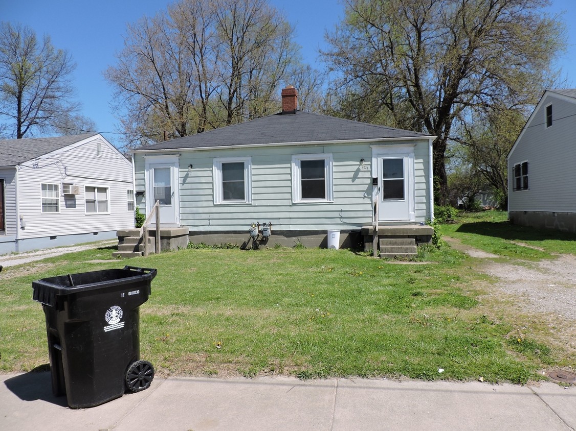 Primary Photo - 4 Single Family/Duplex Rental Properties Pack