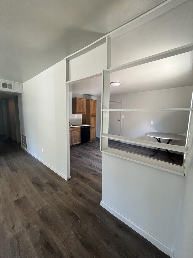 Foto del edificio - 526 St Leo Dr