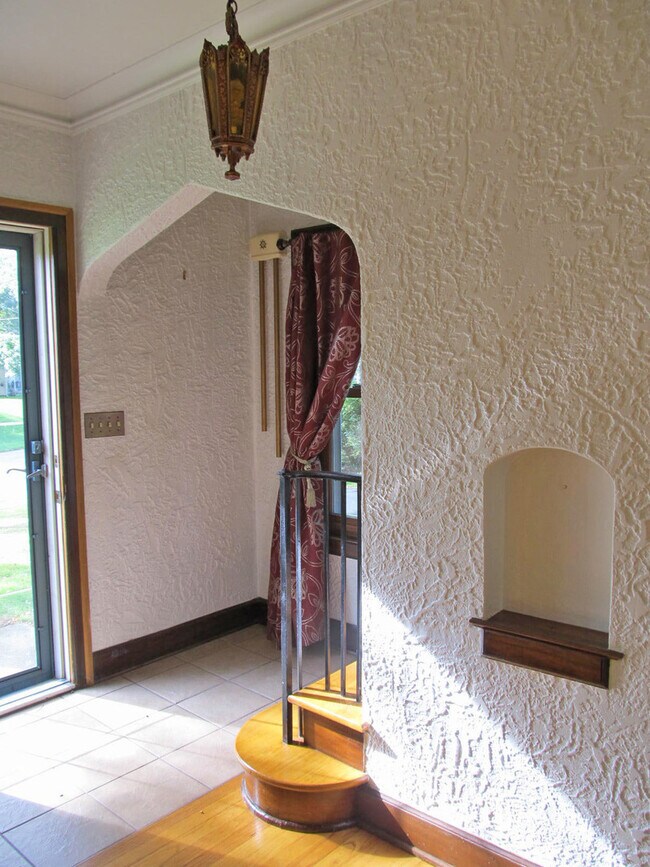 Foto del edificio - 719 Homecrest Ave