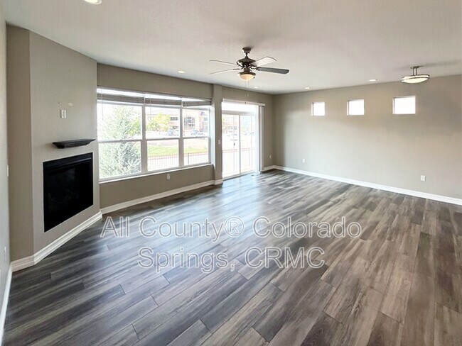 Foto del edificio - 763 Brambleberry Hts