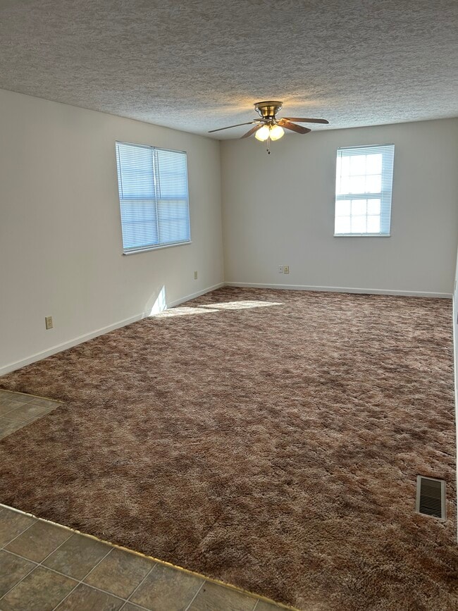 Building Photo - 132 Burkhardt Way