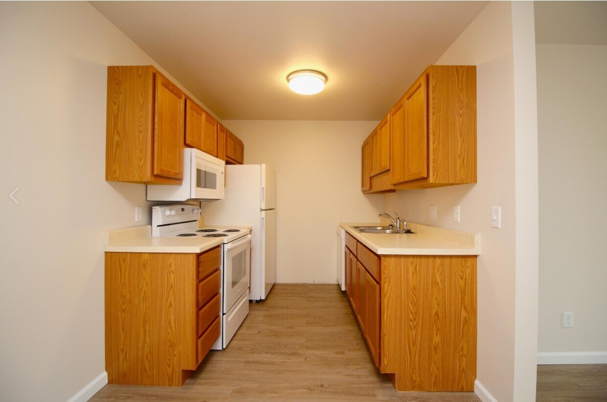 Interior Photo - Orchard Park