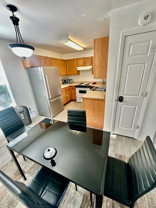 Foto del edificio - 602 Twin Oaks