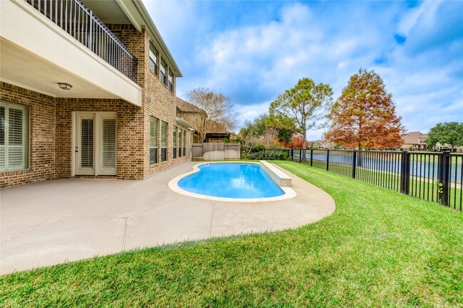 Building Photo - 14430 Daly Dr