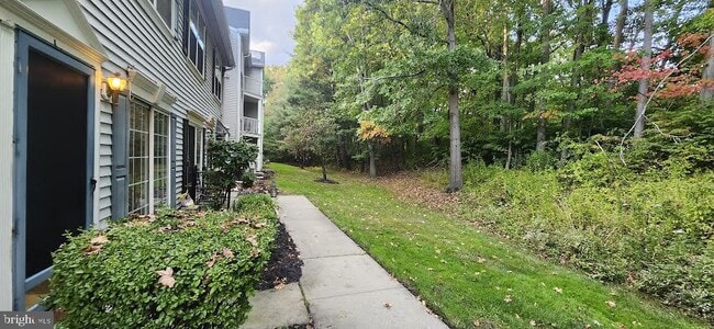 Building Photo - 69 Cheverny Ct