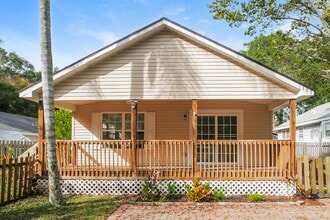 Building Photo - 1357 Mattie St