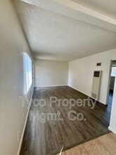 Building Photo - 152 Third Ave