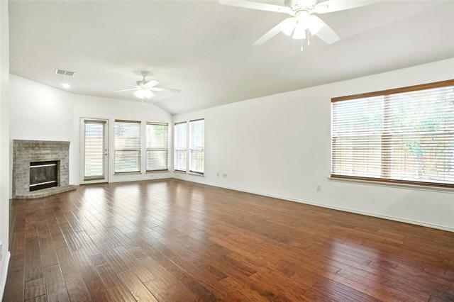 Foto del edificio - 9907 Divine Ct