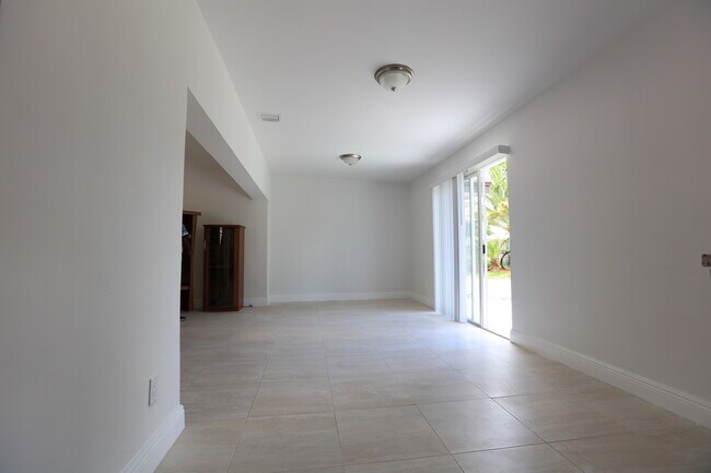Building Photo - 5900 NW 13th St