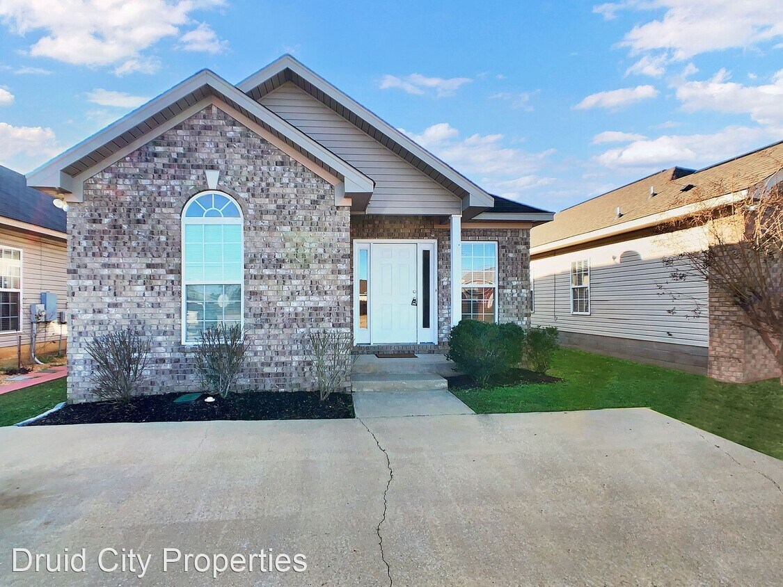 3 br, 2 bath House 9737 Moonlight Drive House Rental in Tuscaloosa