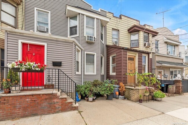 Building Photo - 60-34 Flushing Ave