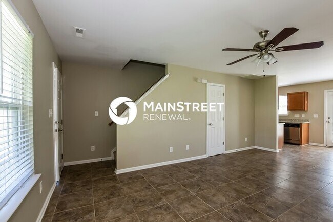 Foto del edificio - 3 Bedroom Pet-Friendly Home in Charlotte, NC with Main Street Renewal