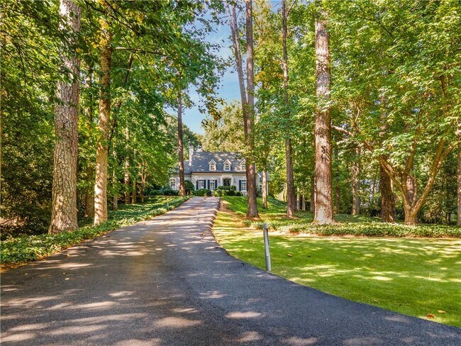 Foto del edificio - 4224 E Conway Dr NW