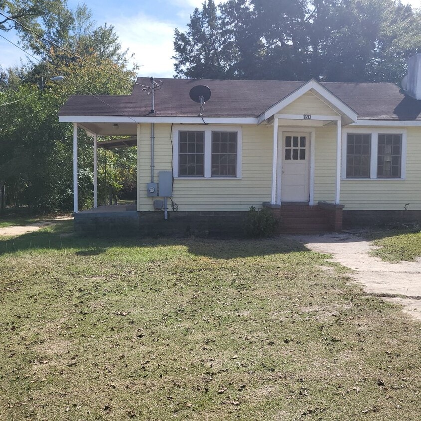 Foto principal - 120 Hillcrest Dr