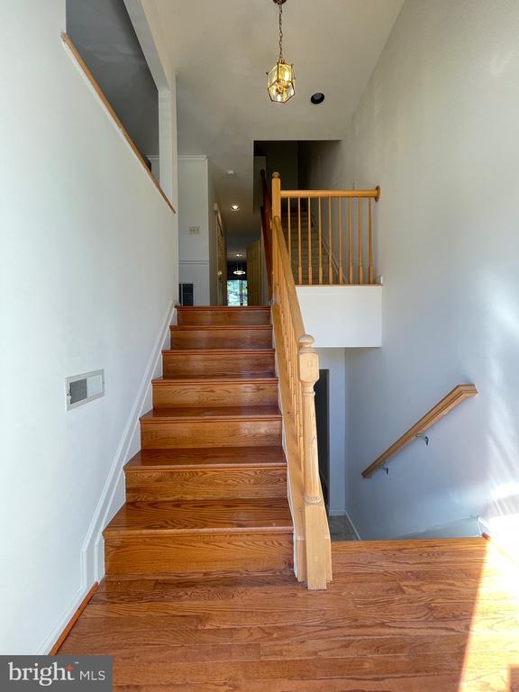 Building Photo - 6131 Little Foxes Run