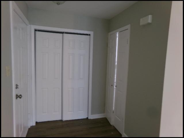 Building Photo - 1813 Sanford Dr