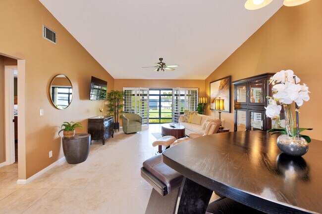 Building Photo - 3071 SE Aster Ln