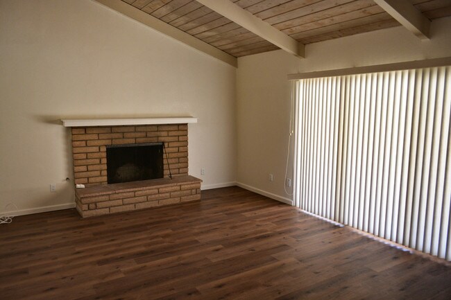 Building Photo - 3929 Bonita View Dr