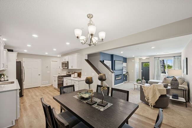 Building Photo - New Year - New Place!